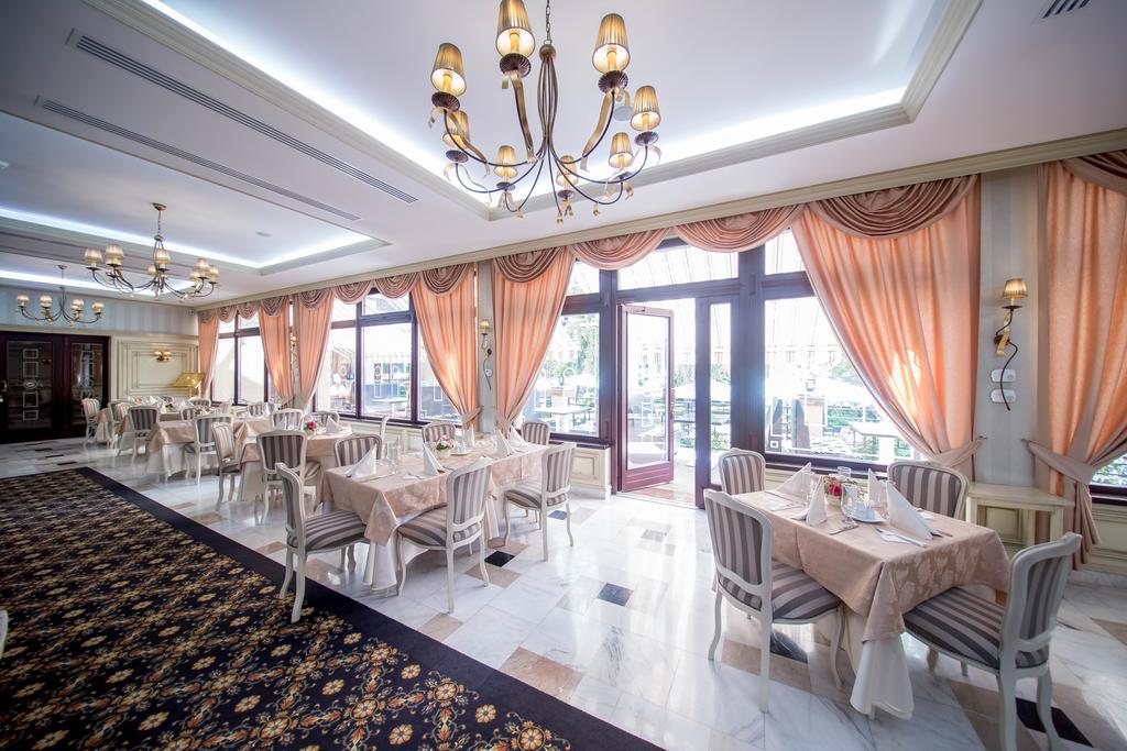Best Western Central Hotel Arad Exteriér fotografie